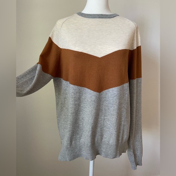 ROOLEE color block lightweight sweater - Size M - Picture 2 of 16